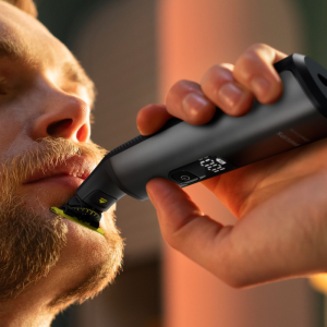 Philips OneBlade Pro shaver 360 face + body - Image 2