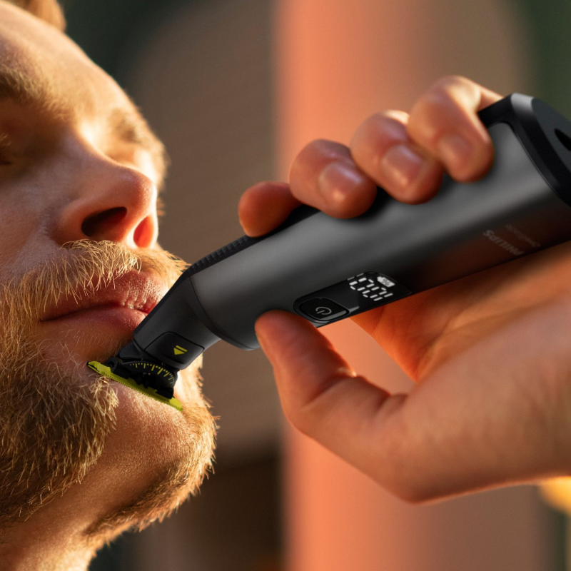 Philips OneBlade Pro shaver 360 face + body - Image 2