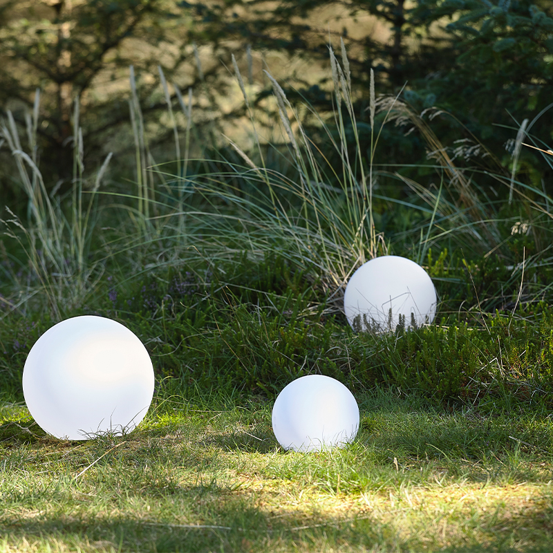 Villa Collection Maane LED lampe m. solar hvid 20x18 cm - Image 2
